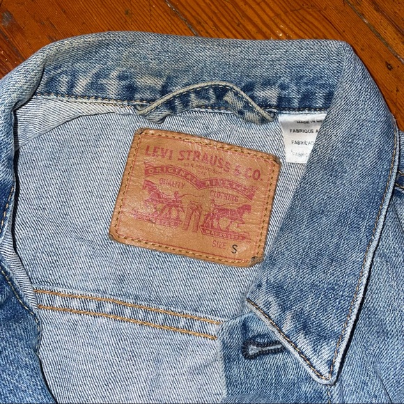 Levi’s Blue Jean Jacket - Picture 5 of 5